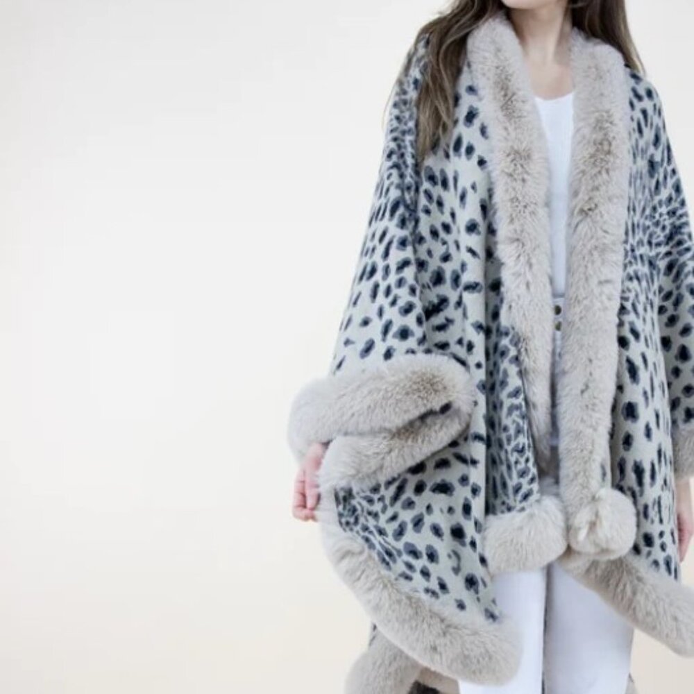 Cheetah print ruana w/ faux trim
